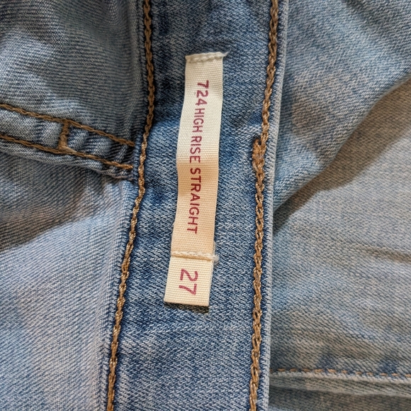 Levi's 724 Straight Jeans - Picture 3 of 5
